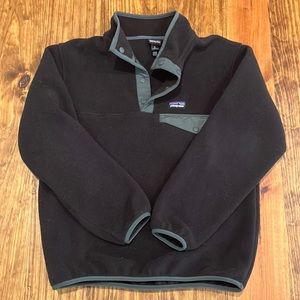 Boys Patagonia pullover